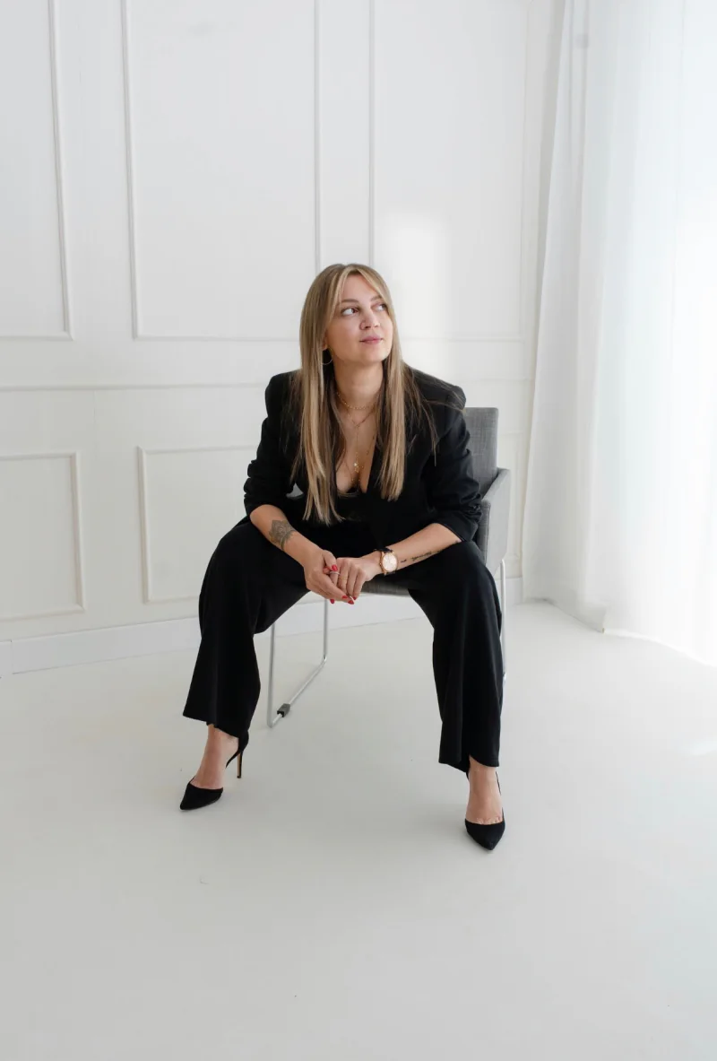 Marija, Inhaberin des Marie Lou Studios